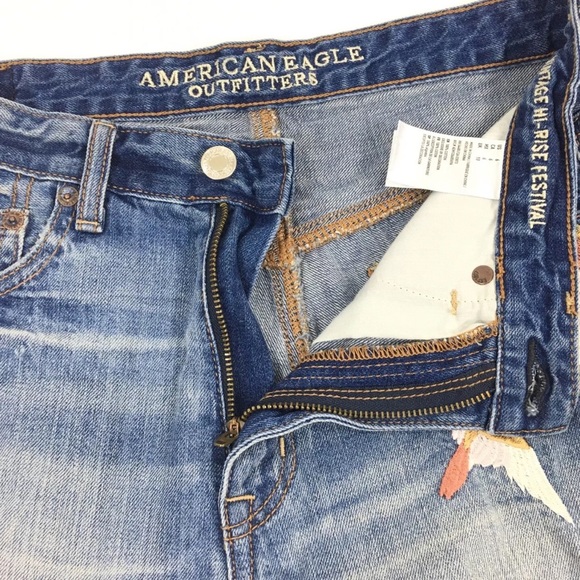 🚨American Eagle High Rise Jean Cut Off Shorts 6 - Picture 3 of 8